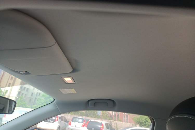 Used Roewe Clever 2022 311km QiQi BoBo Edition Headliner