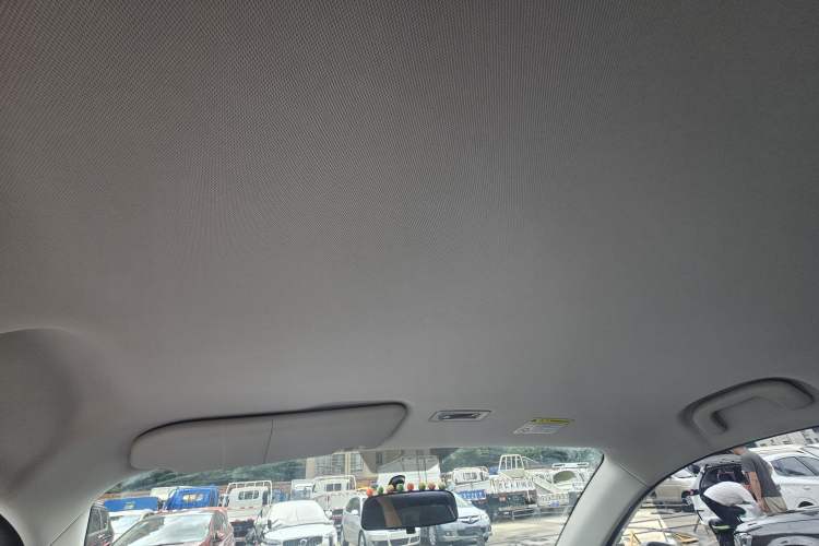 Used Roewe Clever 2022 311km QiQi BoBo Edition Headliner