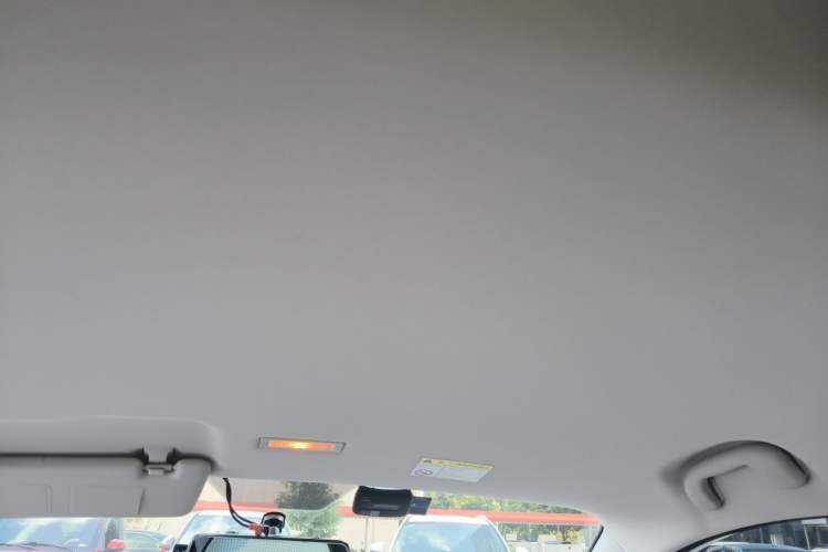 Used Roewe Clever 2022 311km QiQi BoBo Edition Headliner