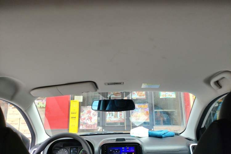Used Roewe Clever 2022 311km QiQi BoBo Edition Headliner