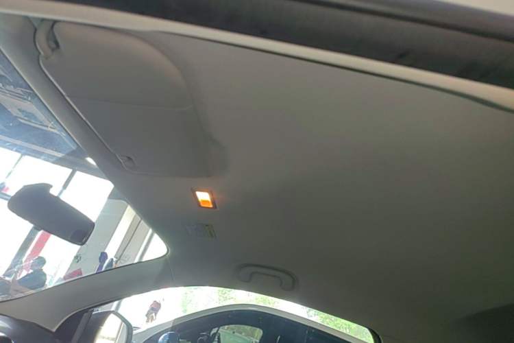 Used Roewe Clever 2022 311km QiQi BoBo Edition Headliner