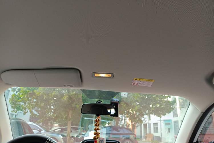 Used Roewe Clever 2022 311km QiQi BoBo Edition Headliner