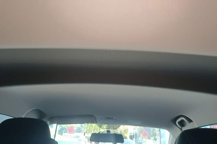 Used Roewe Clever 2022 311km QiQi BoBo Edition Headliner
