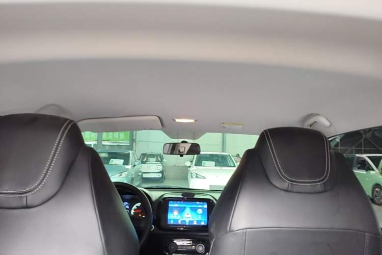 Used Roewe Clever 2022 311km QiQi BoBo Edition Headliner