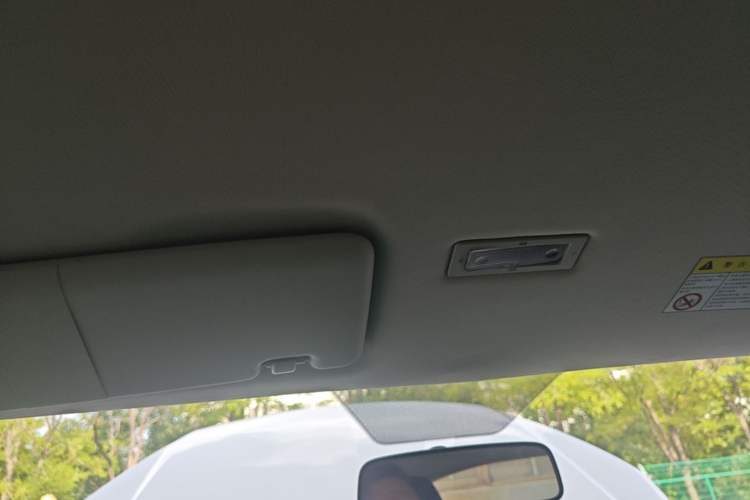 Used Roewe Clever 2022 311km QiQi BoBo Edition Headliner