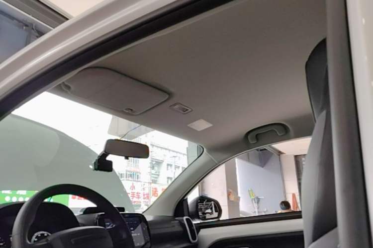 Used Roewe Clever 2022 311km QiQi BoBo Edition Headliner