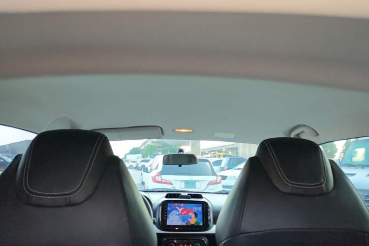 Used Roewe Clever 2022 311km QiQi BoBo Edition Headliner