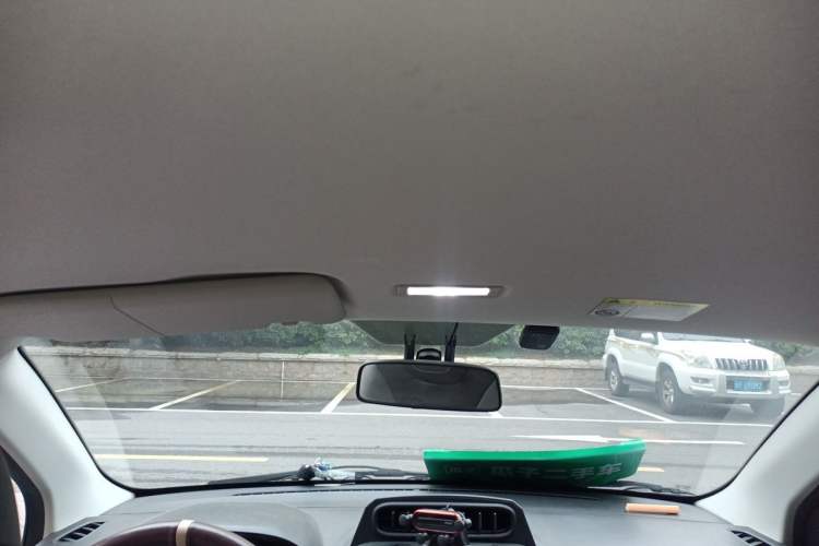 Used Roewe Clever 2022 311km QiQi BoBo Edition Headliner