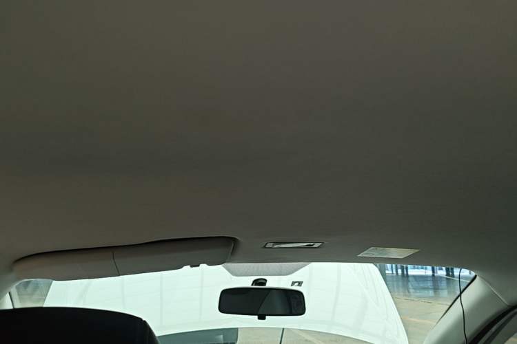 Used Roewe Clever 2022 311km QiQi BoBo Edition Headliner
