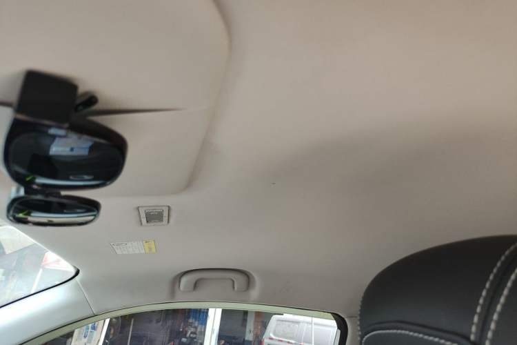 Used Roewe Clever 2022 311km QiQi BoBo Edition Headliner