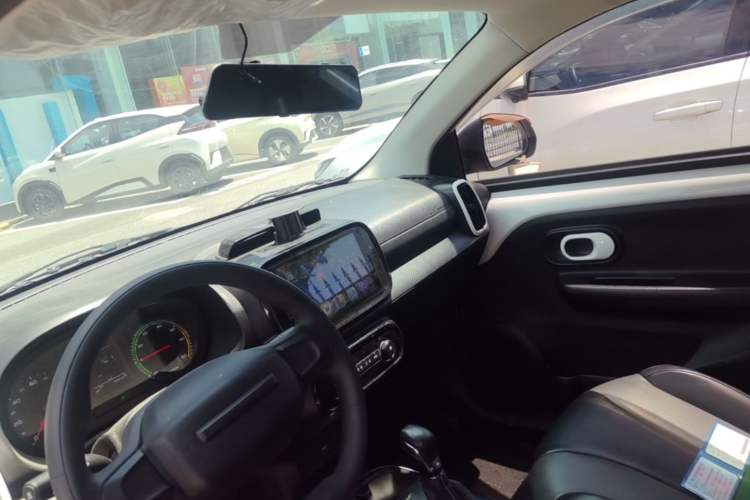 Used Roewe Clever 2022 311km QiQi BoBo Edition Headliner