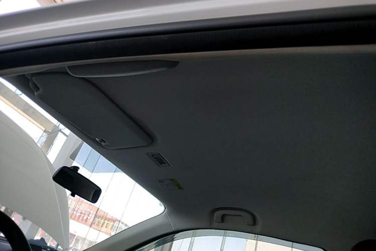 Used Roewe Clever 2022 311km QiQi BoBo Edition Headliner