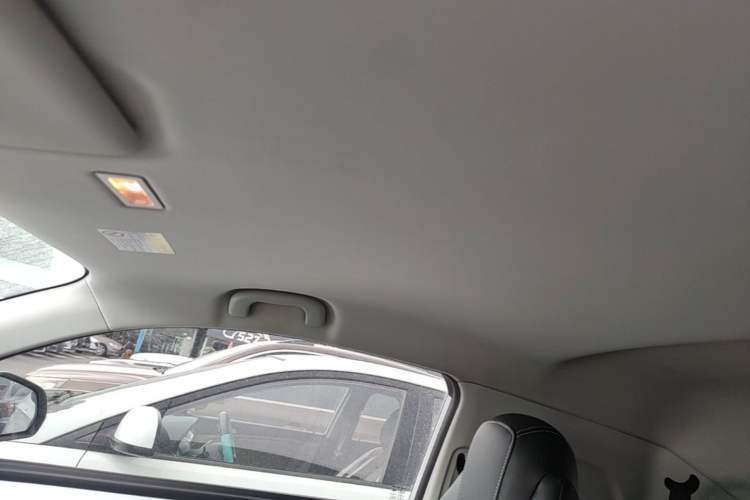 Used Roewe Clever 2022 311km QiQi BoBo Edition Headliner
