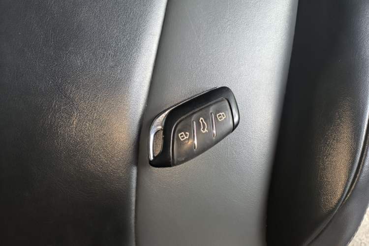 Used Roewe Clever 2022 311km QiQi BoBo Edition Interior 1