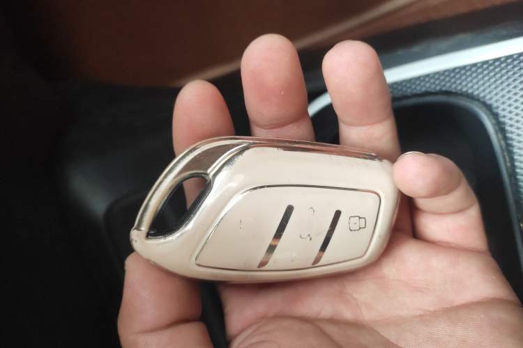 Used Roewe Clever 2022 311km QiQi BoBo Edition Interior 1