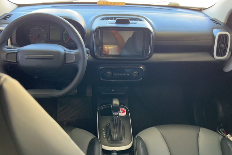 Used Roewe Clever 2022 311km QiQi BoBo Edition Interior 1