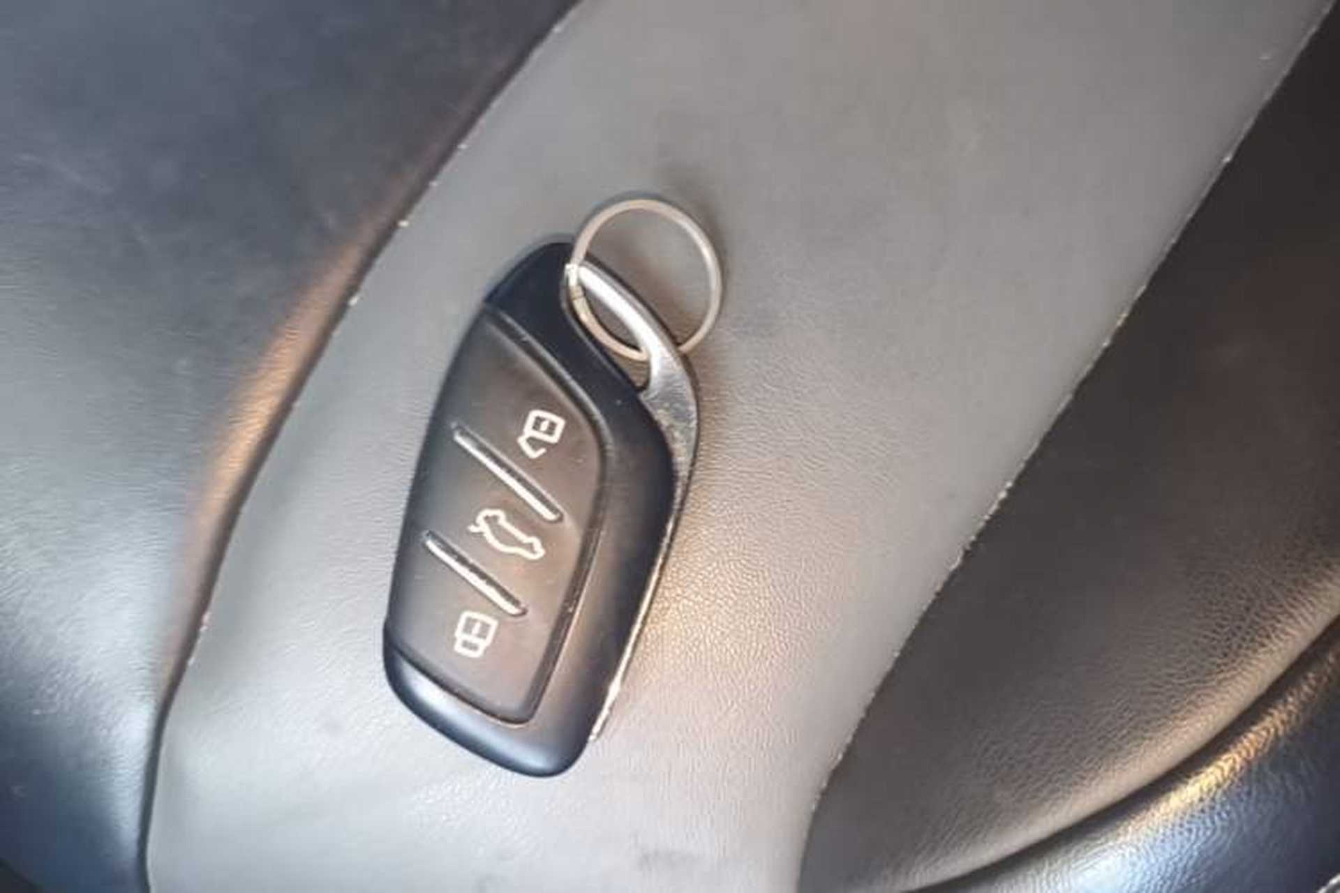 Used Roewe Clever 2022 311km QiQi BoBo Edition Interior 1