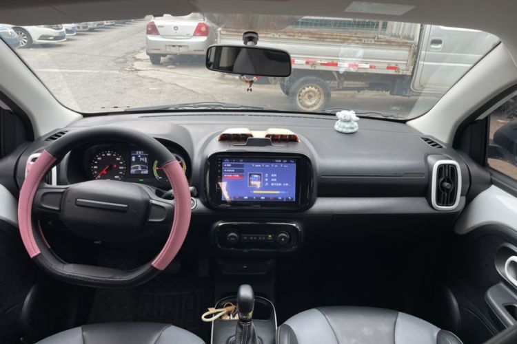 Used Roewe Clever 2022 311km QiQi BoBo Edition Interior 1