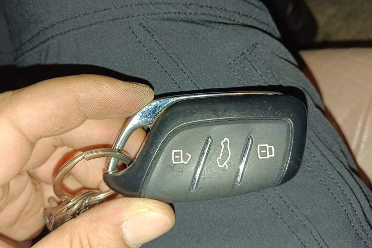 Used Roewe Clever 2022 311km QiQi BoBo Edition Interior 1