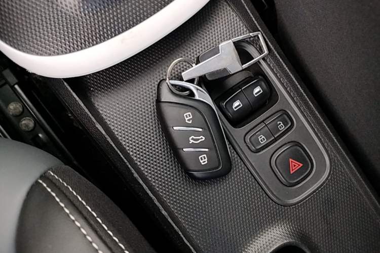 Used Roewe Clever 2022 311km QiQi BoBo Edition Interior 1