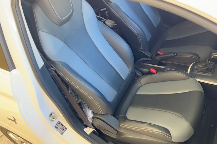 Used Roewe Clever 2022 311km QiQi BoBo Edition Interior 10