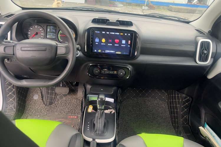 Used Roewe Clever 2022 311km QiQi BoBo Edition Interior 2