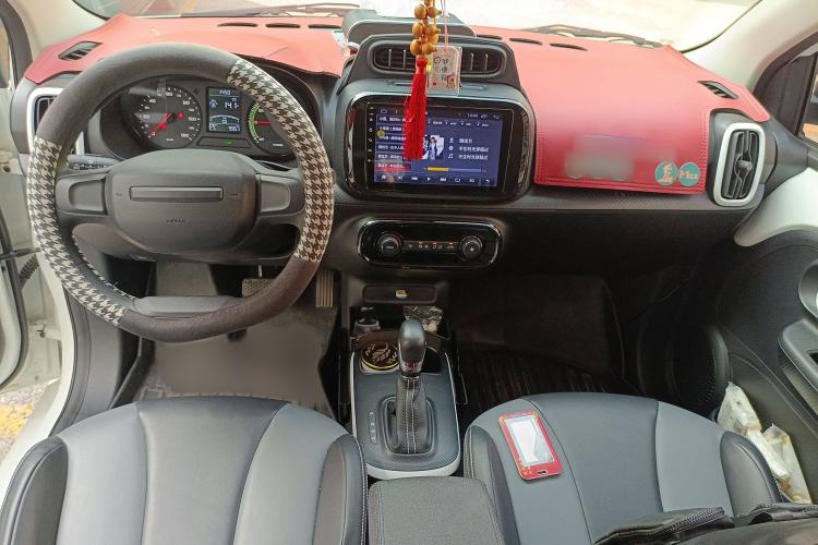 Used Roewe Clever 2022 311km QiQi BoBo Edition Interior 2