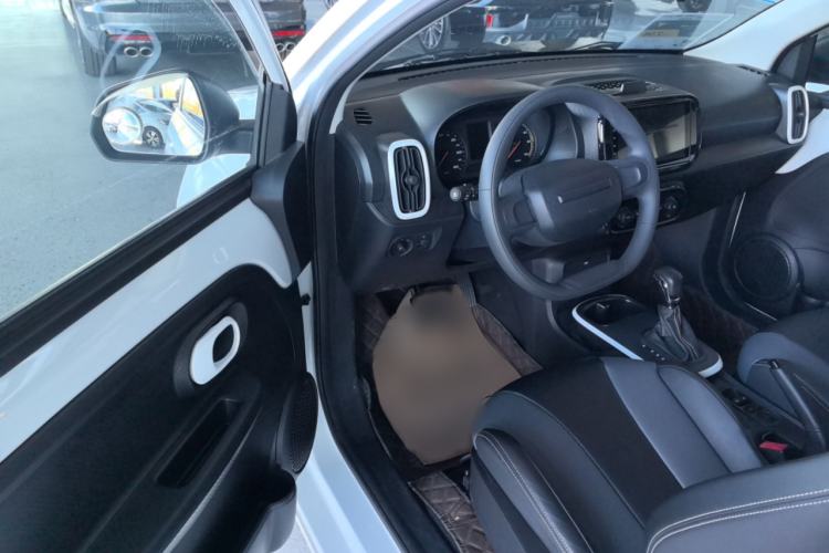 Used Roewe Clever 2022 311km QiQi BoBo Edition Interior 2