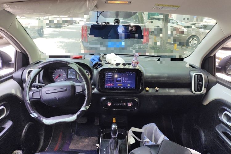Used Roewe Clever 2022 311km QiQi BoBo Edition Interior 2