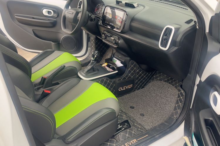 Used Roewe Clever 2022 311km QiQi BoBo Edition Interior 3