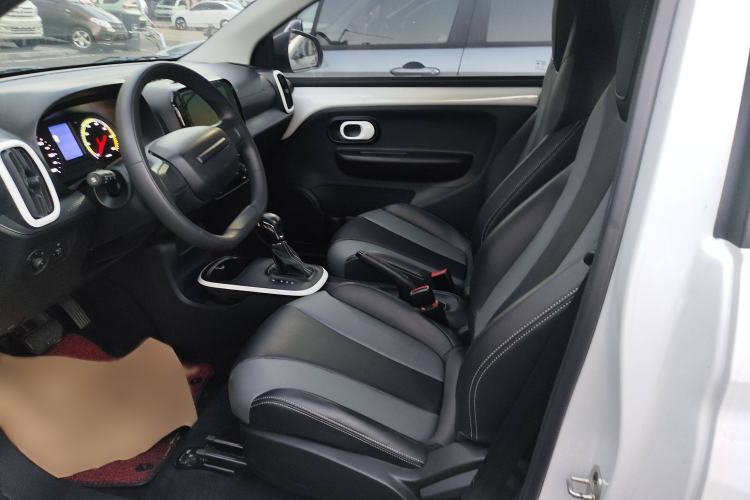 Used Roewe Clever 2022 311km QiQi BoBo Edition Interior 3