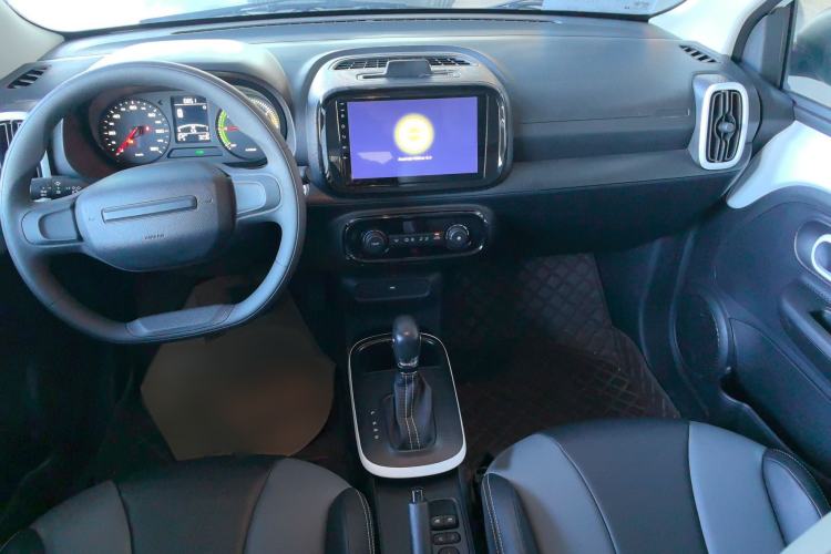 Used Roewe Clever 2022 311km QiQi BoBo Edition Interior 3