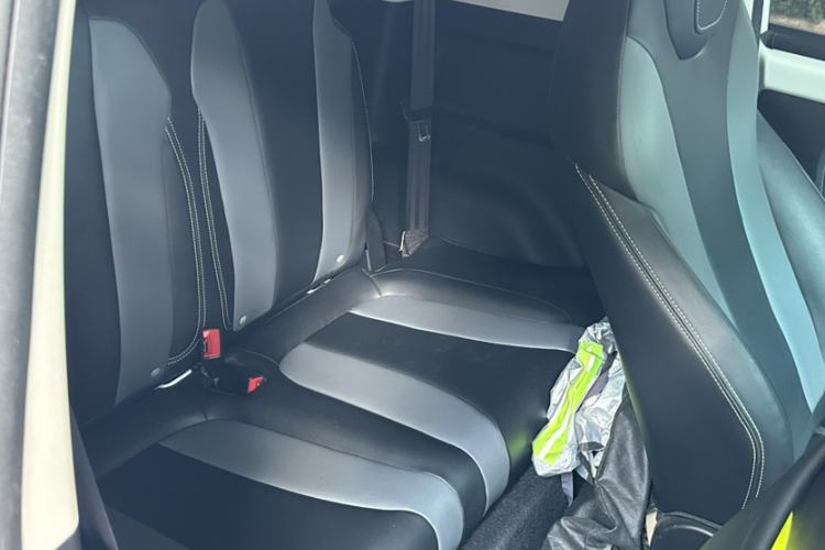 Used Roewe Clever 2022 311km QiQi BoBo Edition Interior 4