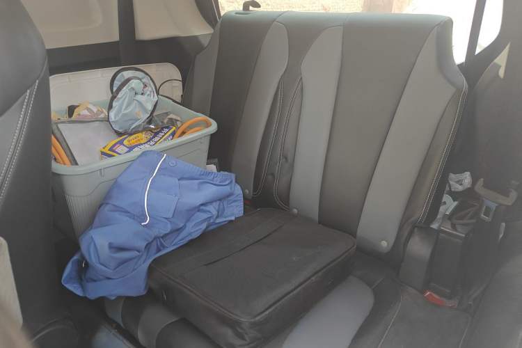 Used Roewe Clever 2022 311km QiQi BoBo Edition Interior 4
