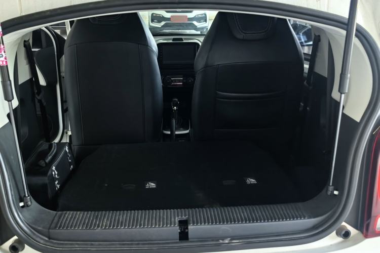 Used Roewe Clever 2022 311km QiQi BoBo Edition Interior 7