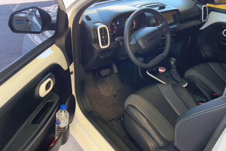 Used Roewe Clever 2022 311km QiQi BoBo Edition Interior 7