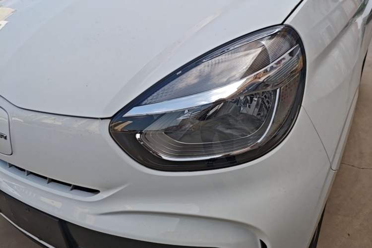 Used Roewe Clever 2022 311km QiQi BoBo Edition Left Front Headlight