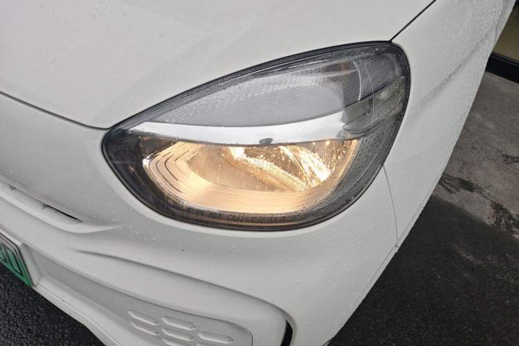 Used Roewe Clever 2022 311km QiQi BoBo Edition Left Front Headlight