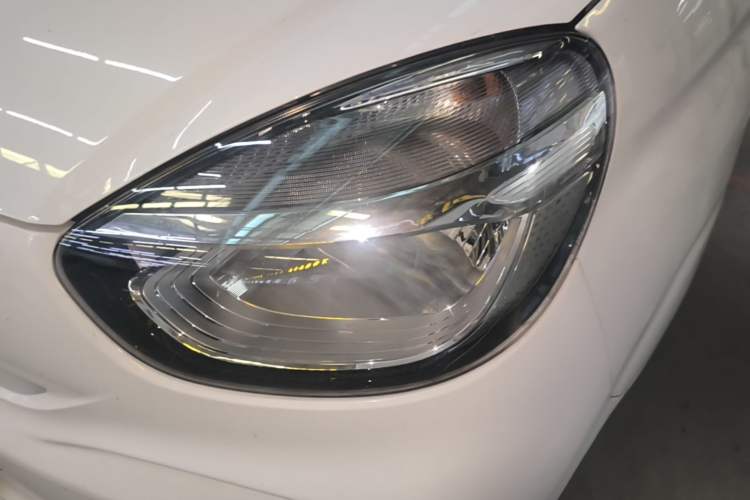 Used Roewe Clever 2022 311km QiQi BoBo Edition Left Front Headlight