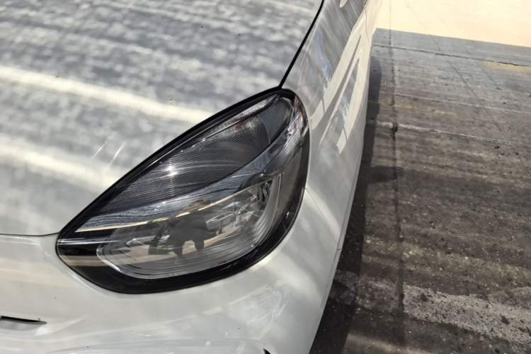 Used Roewe Clever 2022 311km QiQi BoBo Edition Left Front Headlight