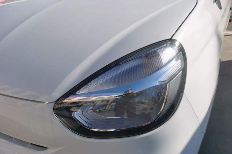 Used Roewe Clever 2022 311km QiQi BoBo Edition Left Front Headlight