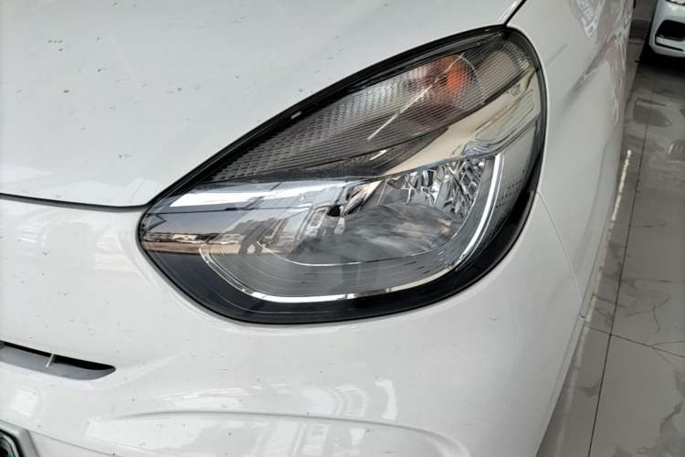 Used Roewe Clever 2022 311km QiQi BoBo Edition Left Front Headlight