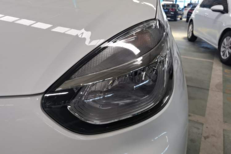 Used Roewe Clever 2022 311km QiQi BoBo Edition Left Front Headlight