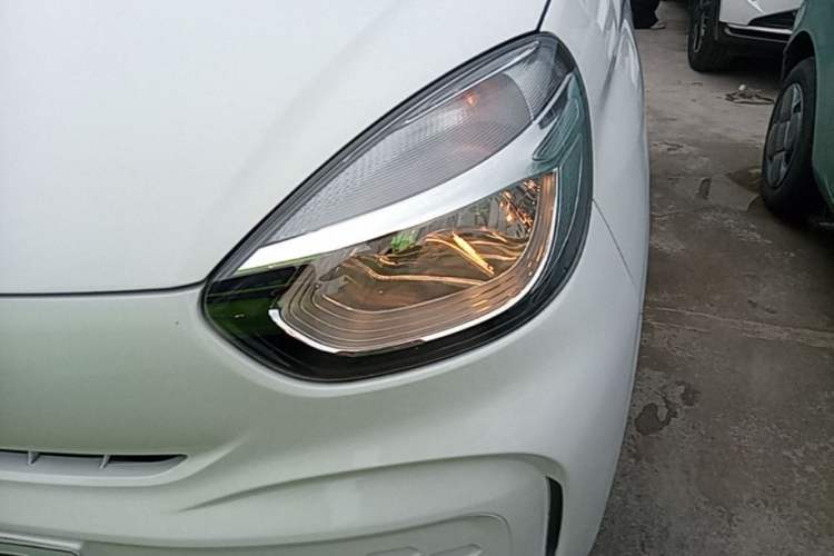 Used Roewe Clever 2022 311km QiQi BoBo Edition Left Front Headlight