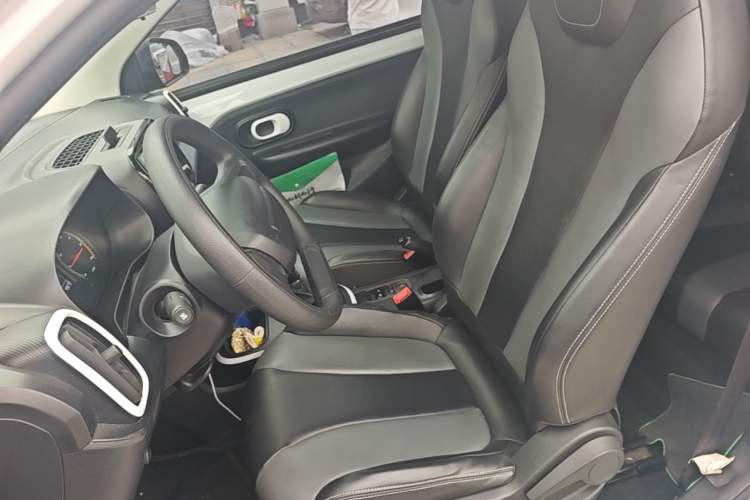 Used Roewe Clever 2022 311km QiQi BoBo Edition Left Front Seat