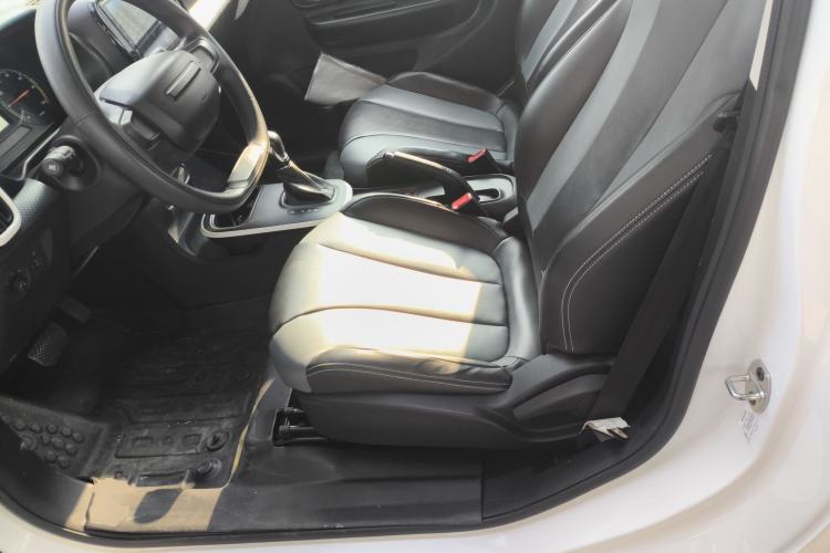 Used Roewe Clever 2022 311km QiQi BoBo Edition Left Front Seat