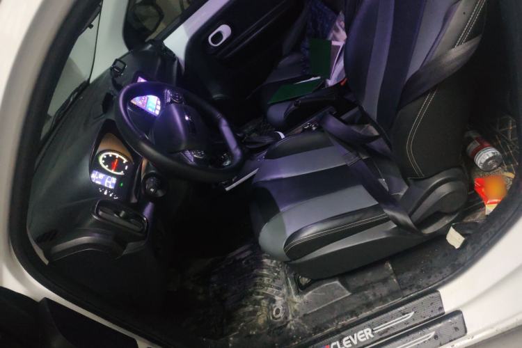 Used Roewe Clever 2022 311km QiQi BoBo Edition Left Front Seat