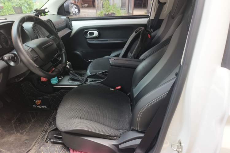 Used Roewe Clever 2022 311km QiQi BoBo Edition Left Front Seat