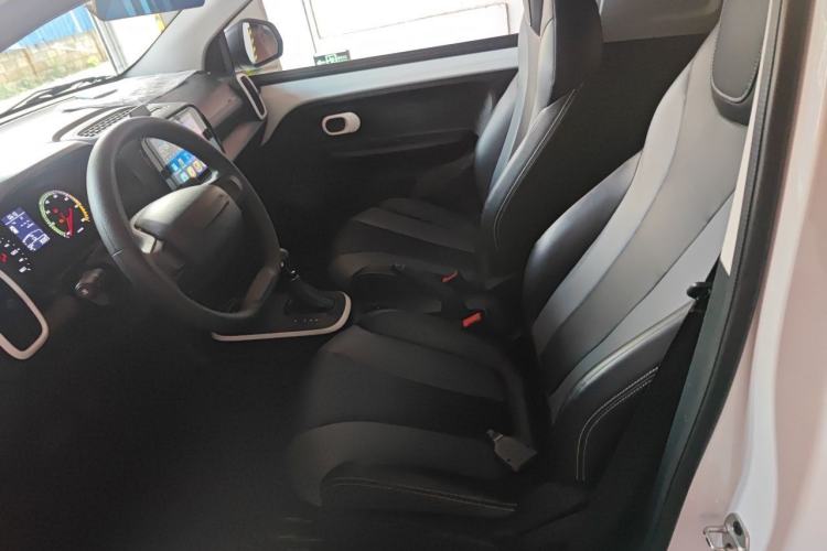 Used Roewe Clever 2022 311km QiQi BoBo Edition Left Front Seat