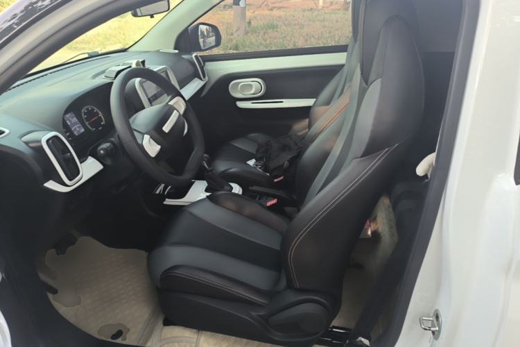 Used Roewe Clever 2022 311km QiQi BoBo Edition Left Front Seat